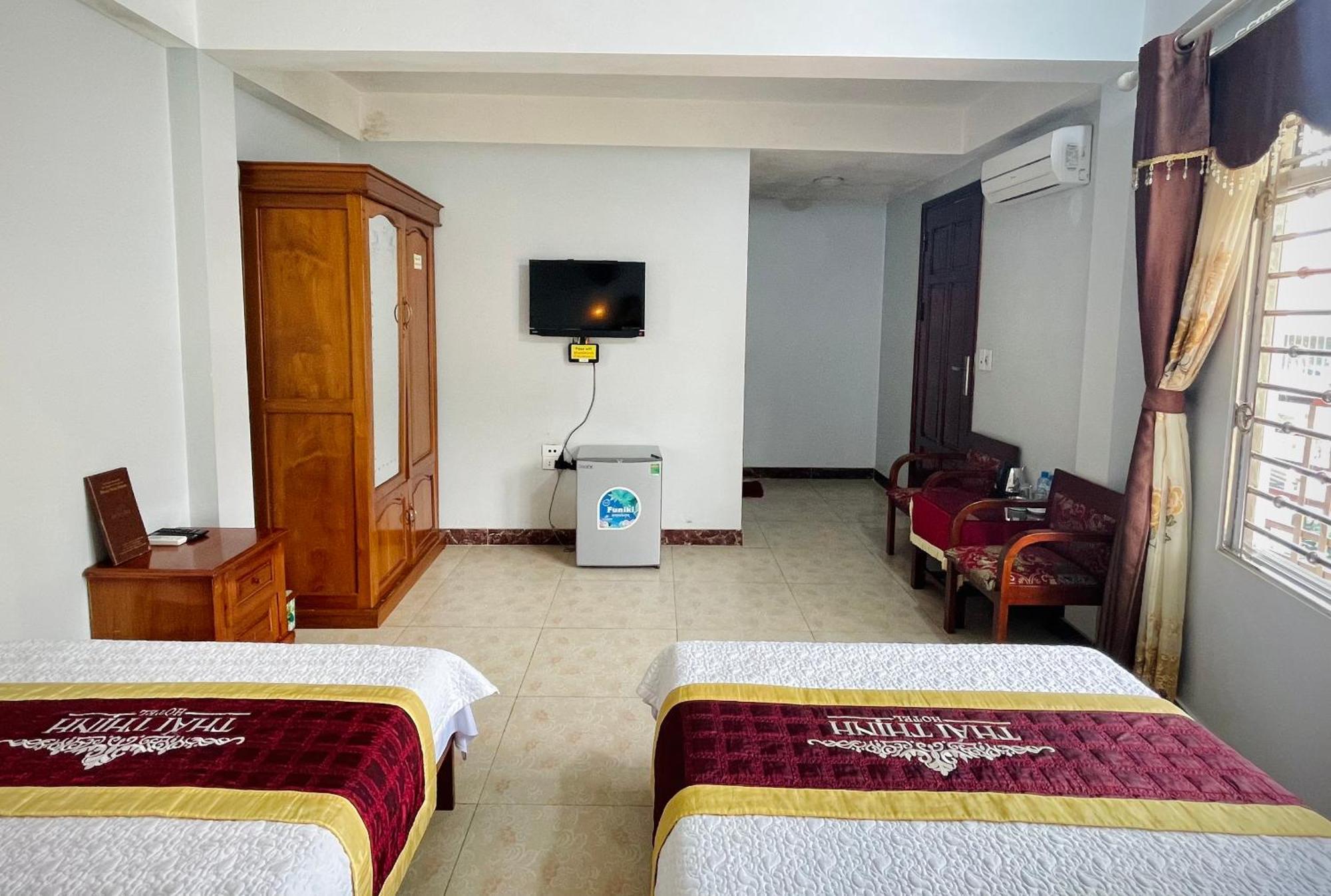Thai Thinh Hotel Dong Van  Extérieur photo